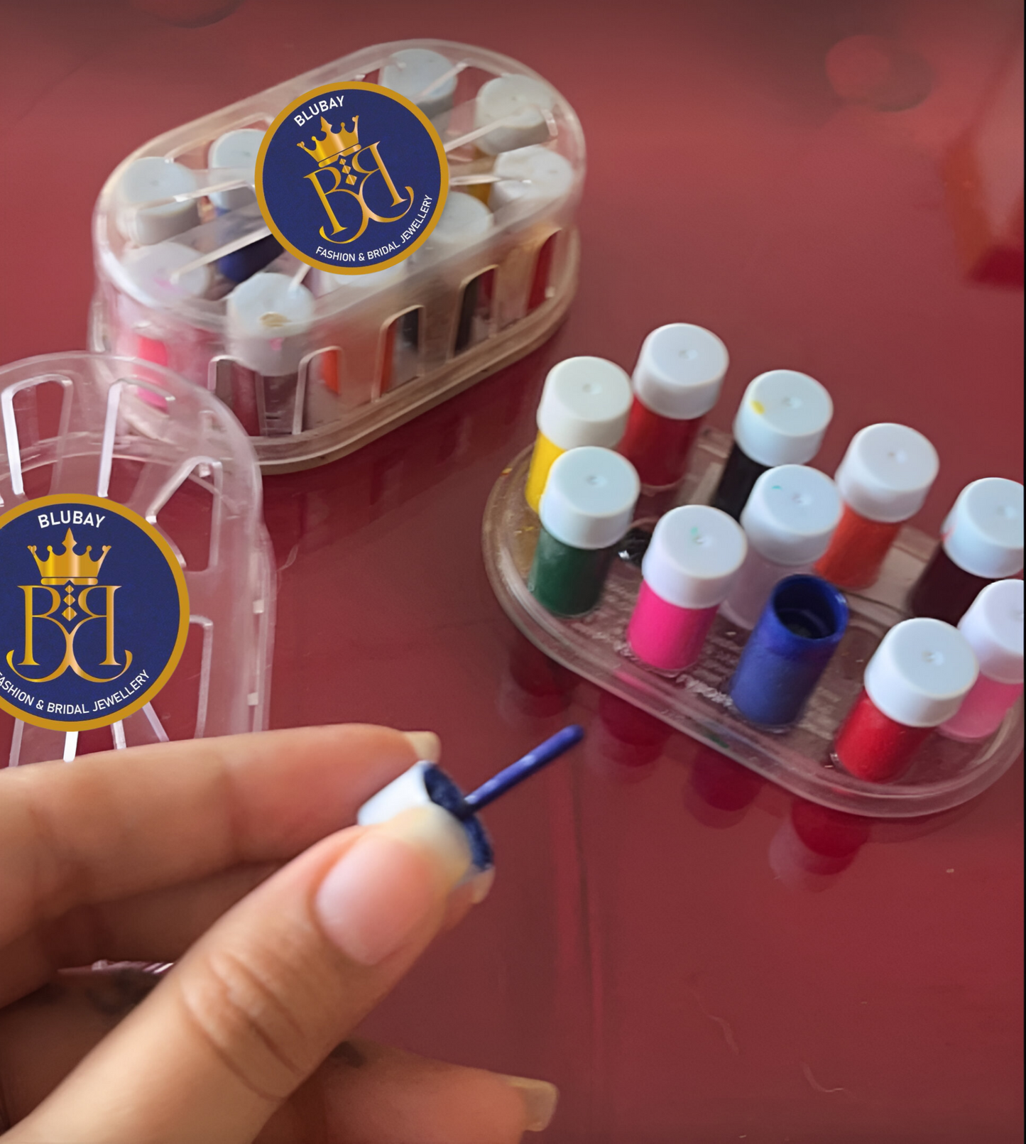11-in-1 liquid colour kumkum Bindi with applicator