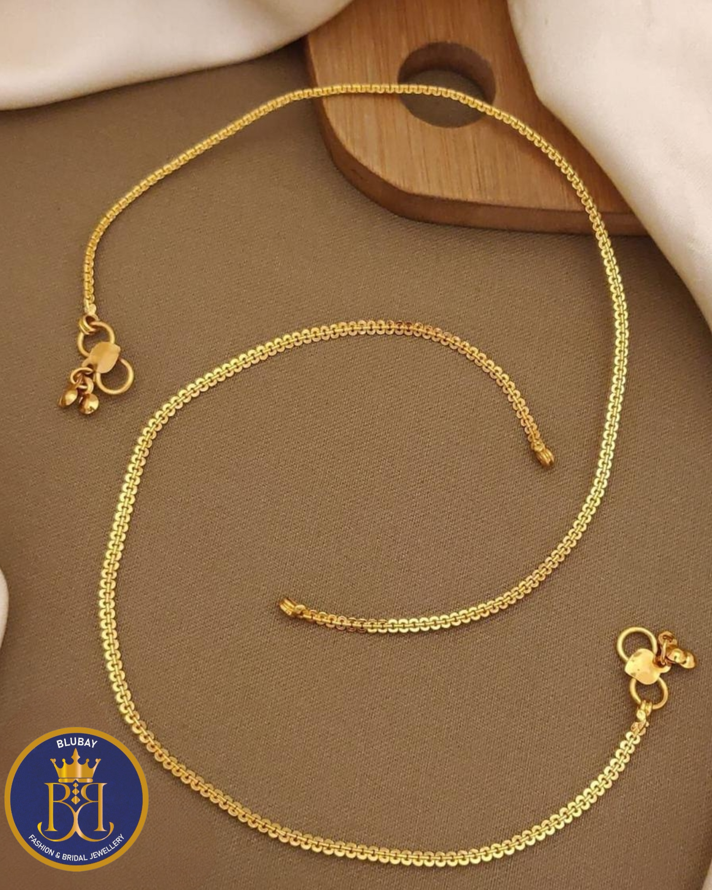 Delicate simple classic microplated golden Anklets