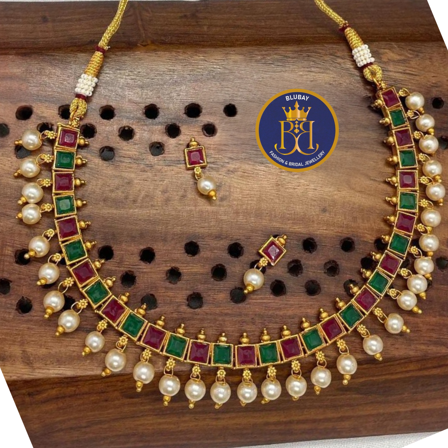 Red and green Squared stone pearly drops Necklace set