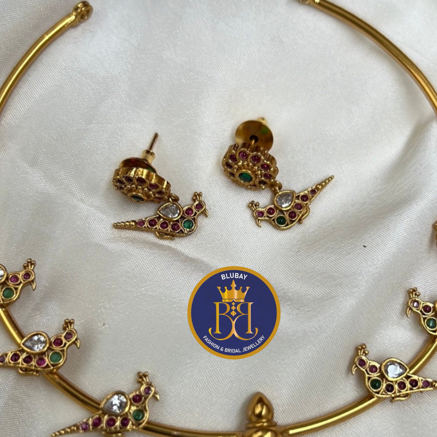 Balaji Namo Narayana Vigneswara golden kundan and kemp Hasli Necklace set