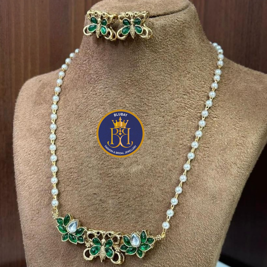 Green Lotus with butterfly single layer pearl pendant chain set