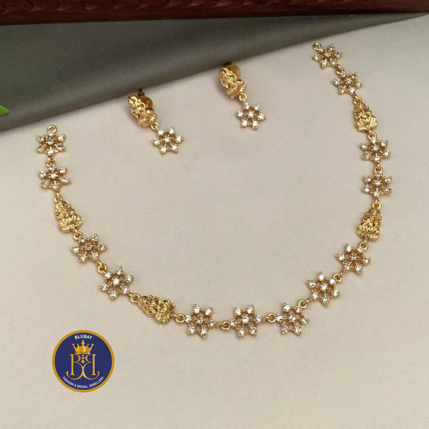 Starry Diamond Devi gold toned Necklace set