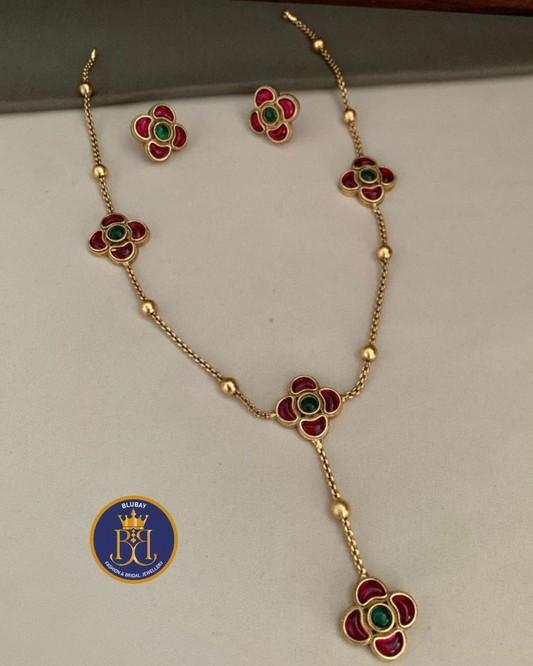 Glossy Stone Geometric Floral tasseled long pendant chain set
