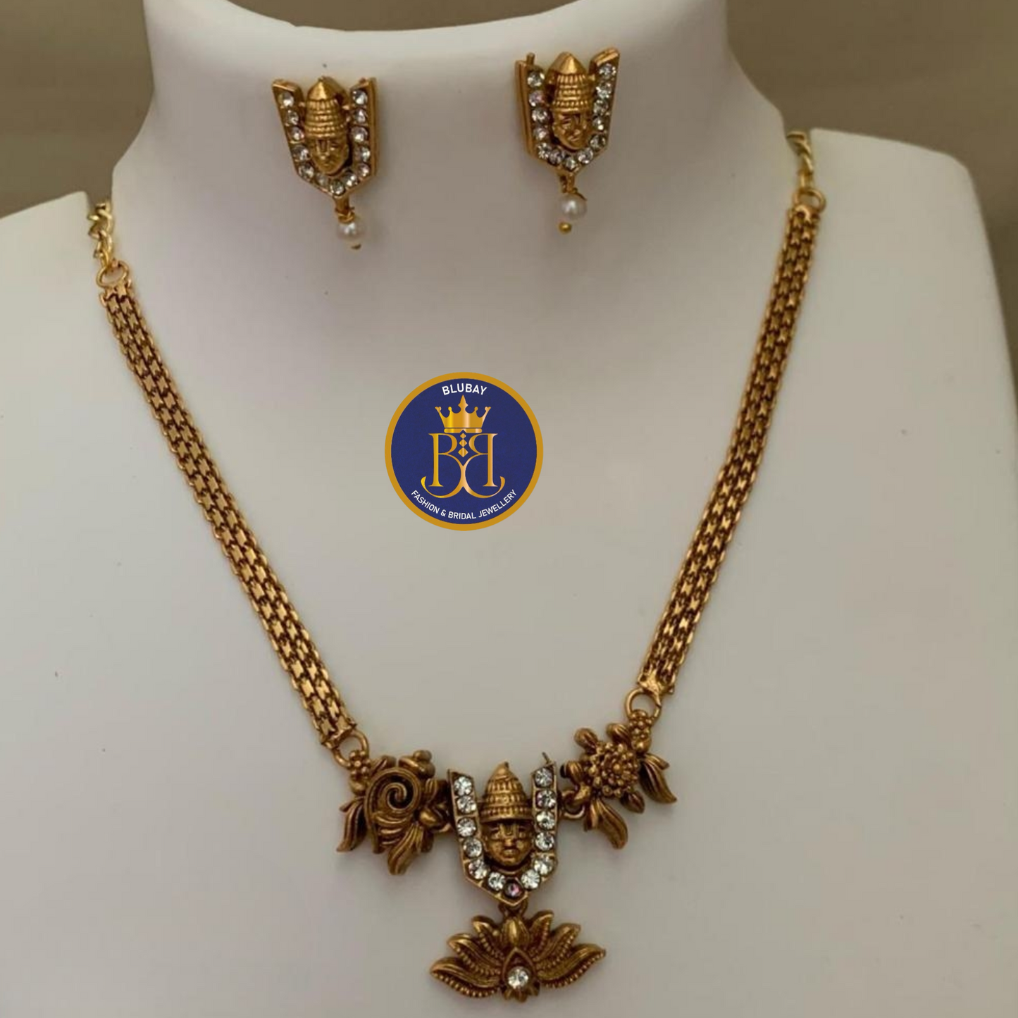 Balaji Namo Narayana AD and pearl drop pendant and gold chain Choker set