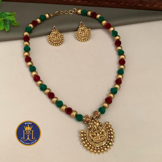 Red and green puffy ball golden bead devi Pendant Chain set