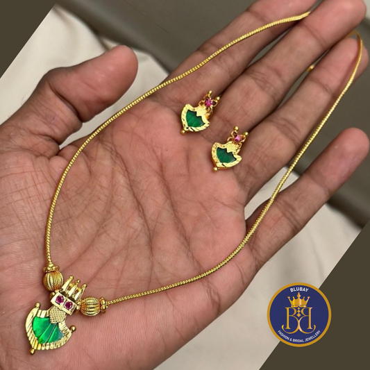 Budgeted Green palakka Mango single pendant chain set