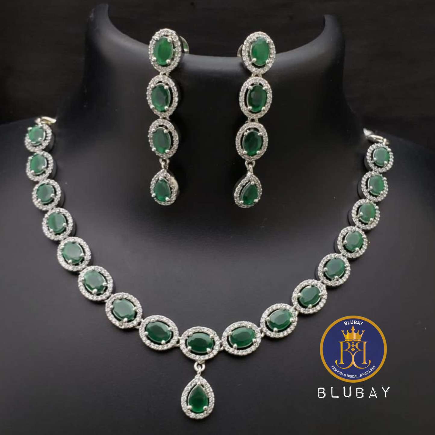 Victoria Emerald AD Necklace set