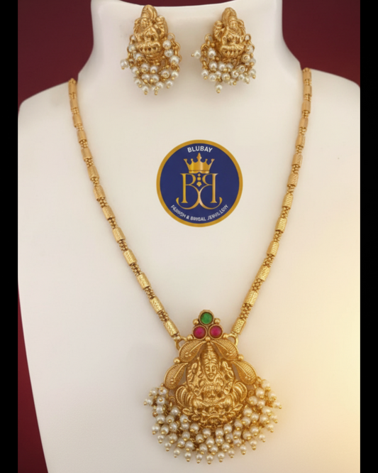 Devi pearl clustered golden Pendant Chain set with Studs earrings