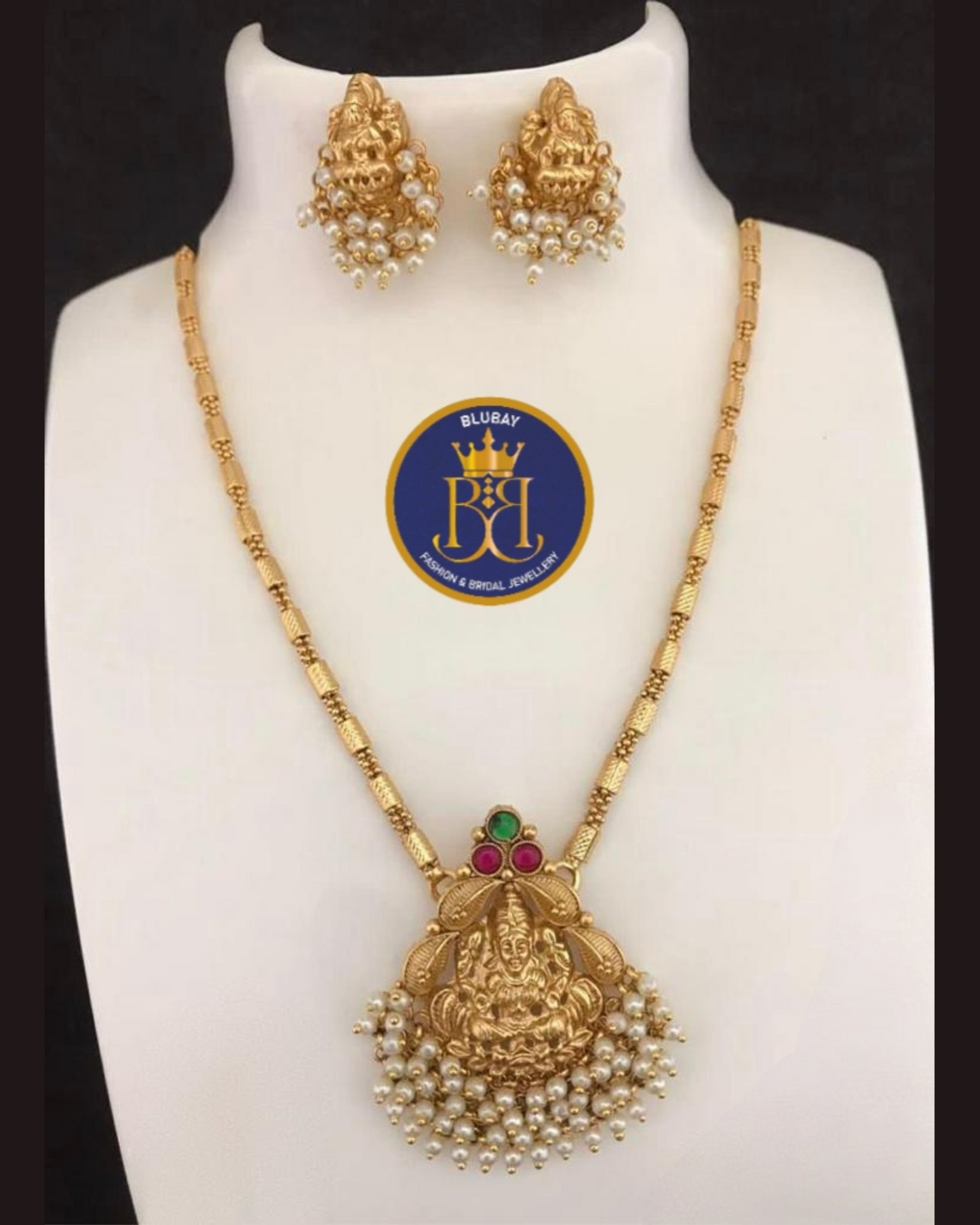 Devi pearl clustered golden Pendant Chain set with Studs earrings