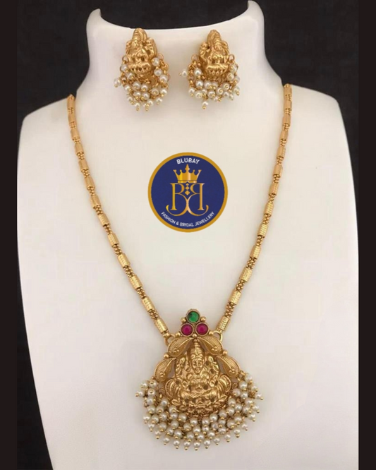 Devi pearl clustered golden Pendant Chain set with Studs earrings